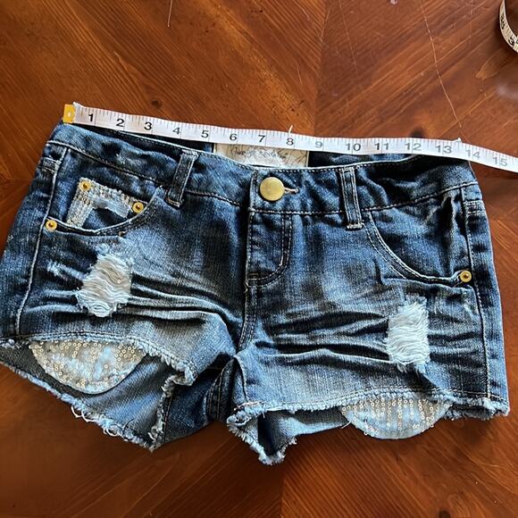 Freestyle Revolution Distressed Denim Jeans Shorts Woman Size 2 Sequins - Picture 5 of 7